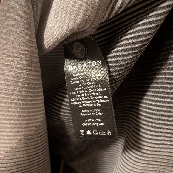 Aritzia Babaton Grey Black Stripe Power Blouse In Size Small - Picture 8 of 11